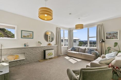 Photo of property in 41 Priscilla Crescent, Kingston, Wellington, 6021