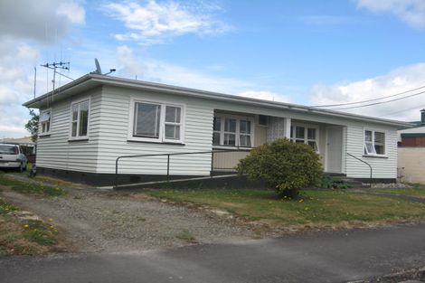 Photo of property in 11 Tararua Street, Pahiatua, 4910