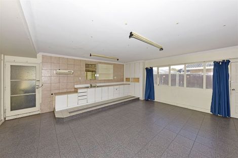 Photo of property in 429 Avonhead Road, Avonhead, Christchurch, 8042