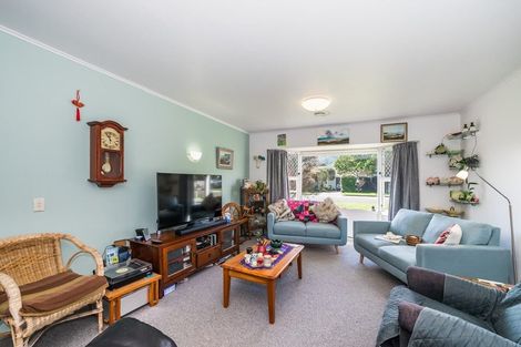 Photo of property in 2 Koromiko Road, Waikanae, 5036