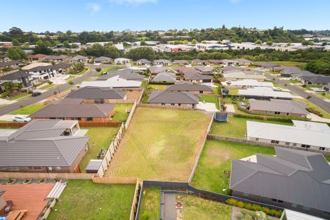 Photo of property in 27 Fairfax Crescent, Pyes Pa, Tauranga, 3112