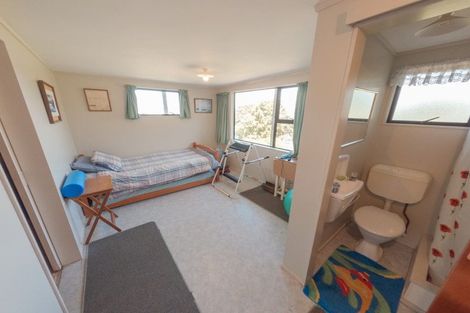 Photo of property in 107 Centennial Drive, Whitianga, 3510