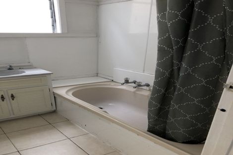 Photo of property in 68-70 Pirie Street, Mount Victoria, Wellington, 6011