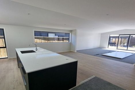 Photo of property in 34 Cheviot Street, Jacks Point, 9371