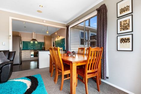 Photo of property in 25 Kapiti Crescent, Titahi Bay, Porirua, 5022