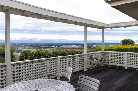 Photo of property in 16 Michael Avenue, Mount Pleasant, Christchurch, 8081