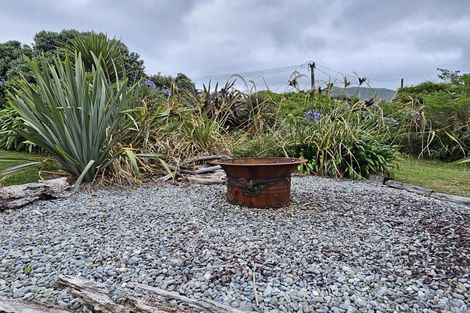 Photo of property in 1 Hawken Street, Rapahoe, Greymouth, 7803