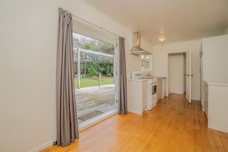 Photo of property in 74 Kervil Avenue, Te Atatu Peninsula, Auckland, 0610