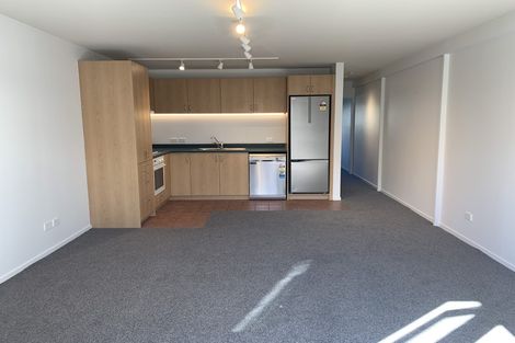 Photo of property in Pirie Street Townhouses, 3/35 Pirie Street, Mount Victoria, Wellington, 6011