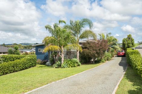 Photo of property in 11 Kakapo Place, Mangawhai, 0505