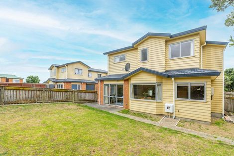 Photo of property in 2 Pohutukawa Grove, Titahi Bay, Porirua, 5022