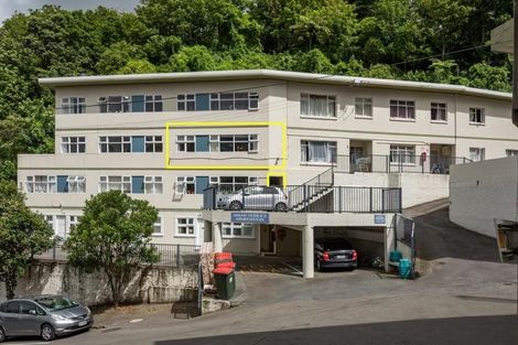 Photo of property in Parkland Flats, 10/51 Adams Terrace, Kelburn, Wellington, 6021