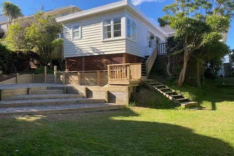 Photo of property in 43 Homebush Road, Khandallah, Wellington, 6035