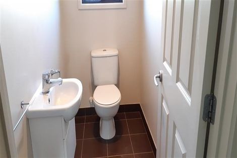 Photo of property in 5 Monet Grove, West Harbour, Auckland, 0618