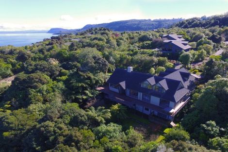 Photo of property in 3 Whakamoenga Point, Acacia Bay, Taupo, 3385