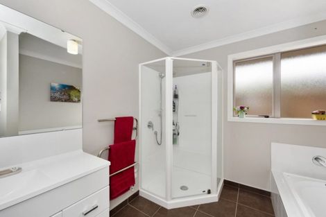 Photo of property in 11 Blakewell Lane, Dinsdale, Hamilton, 3204