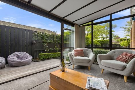 Photo of property in 3 Chatswood Place, Bishopdale, Christchurch, 8051