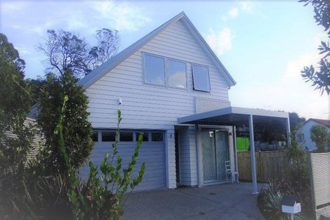 Photo of property in 13 Nimstedt Avenue, Oteha, Auckland, 0632