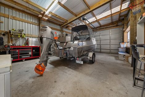 Photo of property in 1057 Junction Road, Egmont Village, New Plymouth, 4372