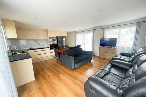Photo of property in 52 Landon Avenue, Mangere East, Auckland, 2024