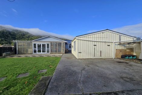 Photo of property in 60 Richmond Street, Cobden, Greymouth, 7802
