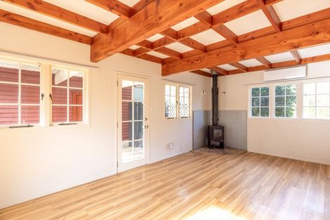 Photo of property in 13 Totara Road, Onetangi, Waiheke Island, 1081