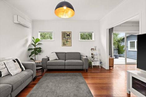 Photo of property in 47a Napier Road, Havelock North, 4130