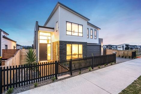 Photo of property in 21 Craigs Way, Hobsonville, Auckland, 0616