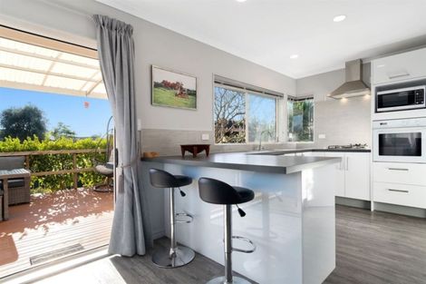 Photo of property in 118 Dalton Drive, Papamoa Beach, Papamoa, 3118