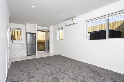 Photo of property in 6/22 Denver Avenue, Sunnyvale, Auckland, 0612