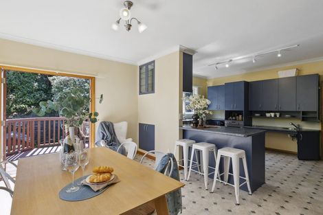 Photo of property in 1 Melrose Road, Island Bay, Wellington, 6023