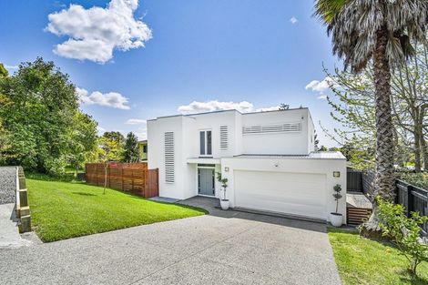 Photo of property in 3 Hikanui Drive, Havelock North, 4130
