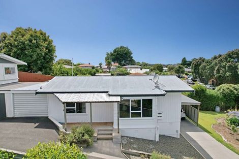 Photo of property in 15a Glenfield Place, Brookfield, Tauranga, 3110