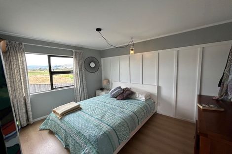 Photo of property in 26 Kitchener Street, Te Horo Beach, Otaki, 5581