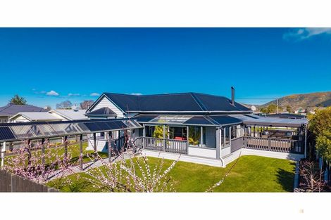 Photo of property in 41 Parsonage Road, Waimate, 7924