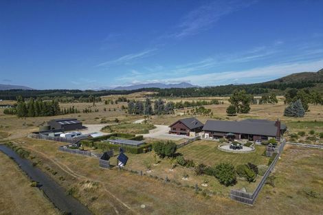 Photo of property in 22 Grayburn Lane, Albert Town, Wanaka, 9382