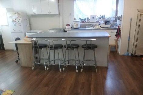 Photo of property in 42 Compton Street, Hillcrest, Auckland, 0627