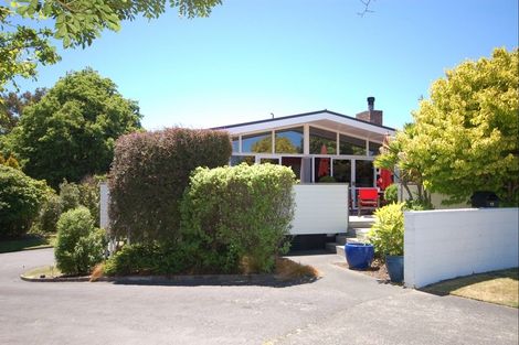 Photo of property in 12 Hilden Place, Hilltop, Taupo, 3330