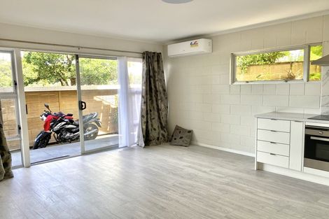 Photo of property in 1/23b Hillsborough Road, Hillsborough, Auckland, 1042