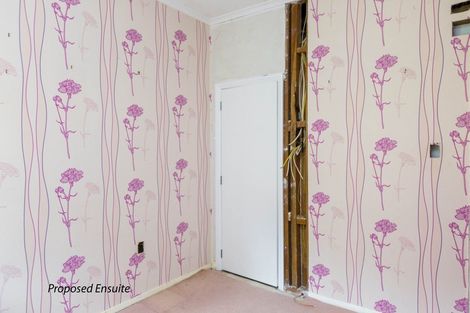 Photo of property in 33 Montgomery Street, Stokes Valley, Lower Hutt, 5019