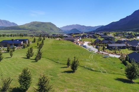 Photo of property in 29 Pendeen Crescent, Jacks Point, Queenstown, 9371