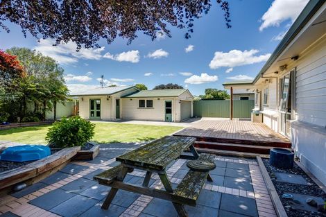 Photo of property in 906 Sylvan Road, Mayfair, Hastings, 4122