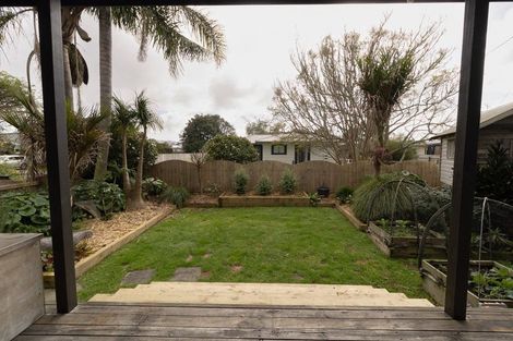 Photo of property in 24 Moir Street, Mangawhai, 0505