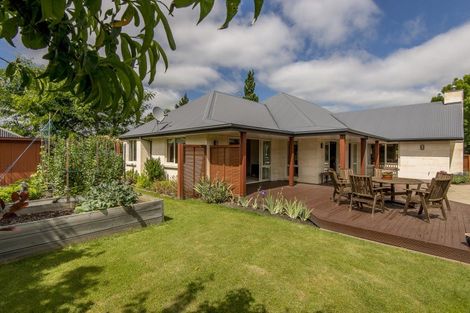 Photo of property in 4 Chelsea Court, Rangiora, 7400