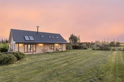 Photo of property in 304 Stokes Road, Balcairn, Amberley, 7481