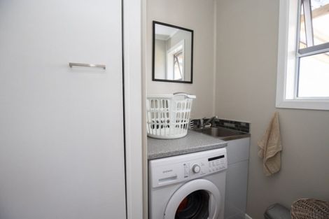 Photo of property in 71 Pipiroa Road, Ngatea, 3503