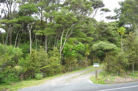 Photo of property in 321 Muriwai Road, Waimauku, 0881