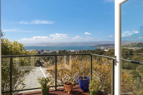 Photo of property in 47 Harbour View Road, Northland, Wellington, 6012