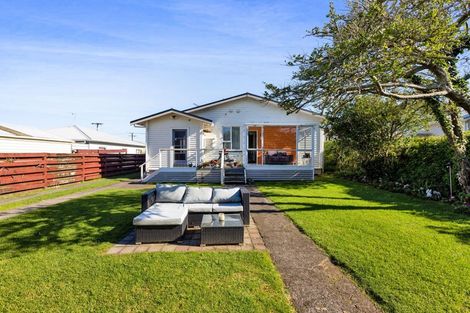 Photo of property in 22 Princes Street, Fitzroy, New Plymouth, 4312