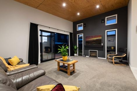 Photo of property in 23 Selliera Place, Papamoa Beach, Papamoa, 3118